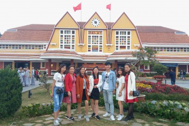 GIA ĐÌNH CHỊ NGA - BẮC NINH